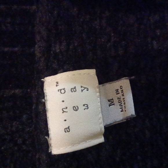 jacket or ponchos - Picture 8 of 14